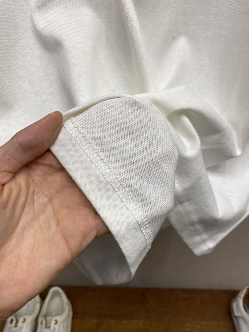l0vis Vvtt0n shirt